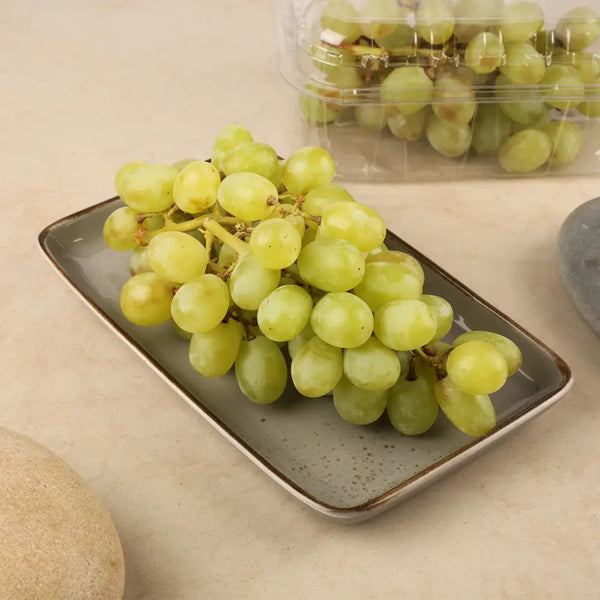 Grapes ( Angur ) 1kg/-