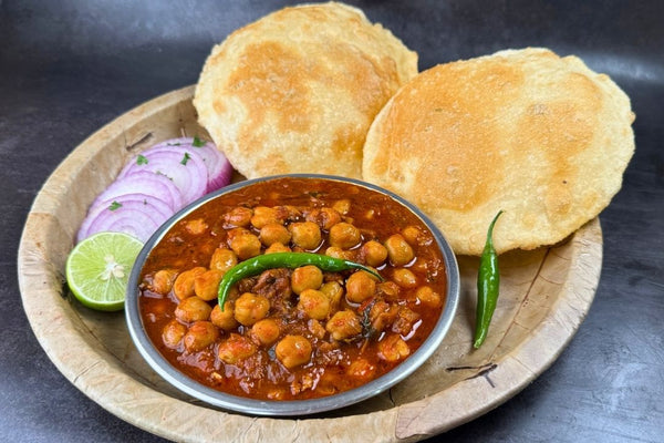 Chole Bhature Hafe Plate